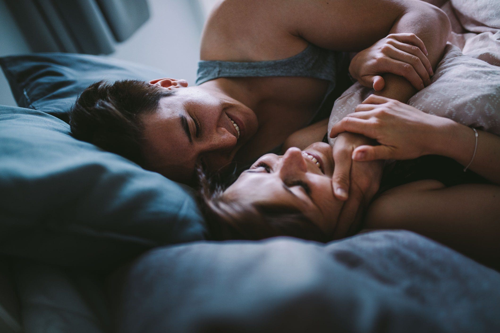 La synchronicité amoureuse : fable ou atout pour votre couple